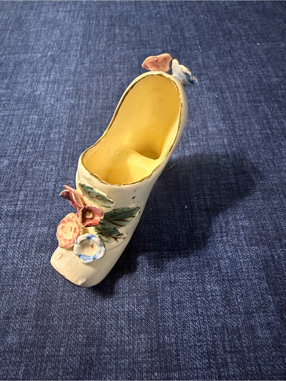 Decorative shoe